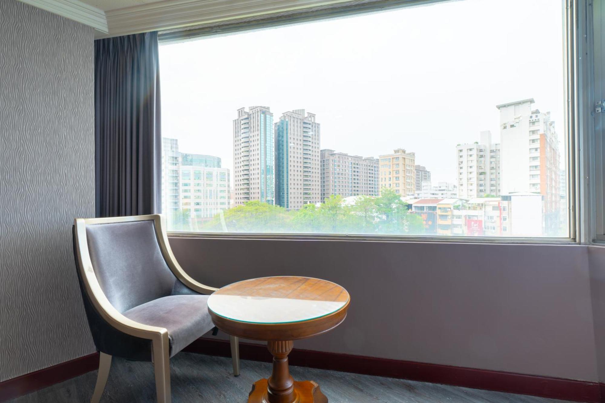 Hamilton Hotel Taichung Exterior foto